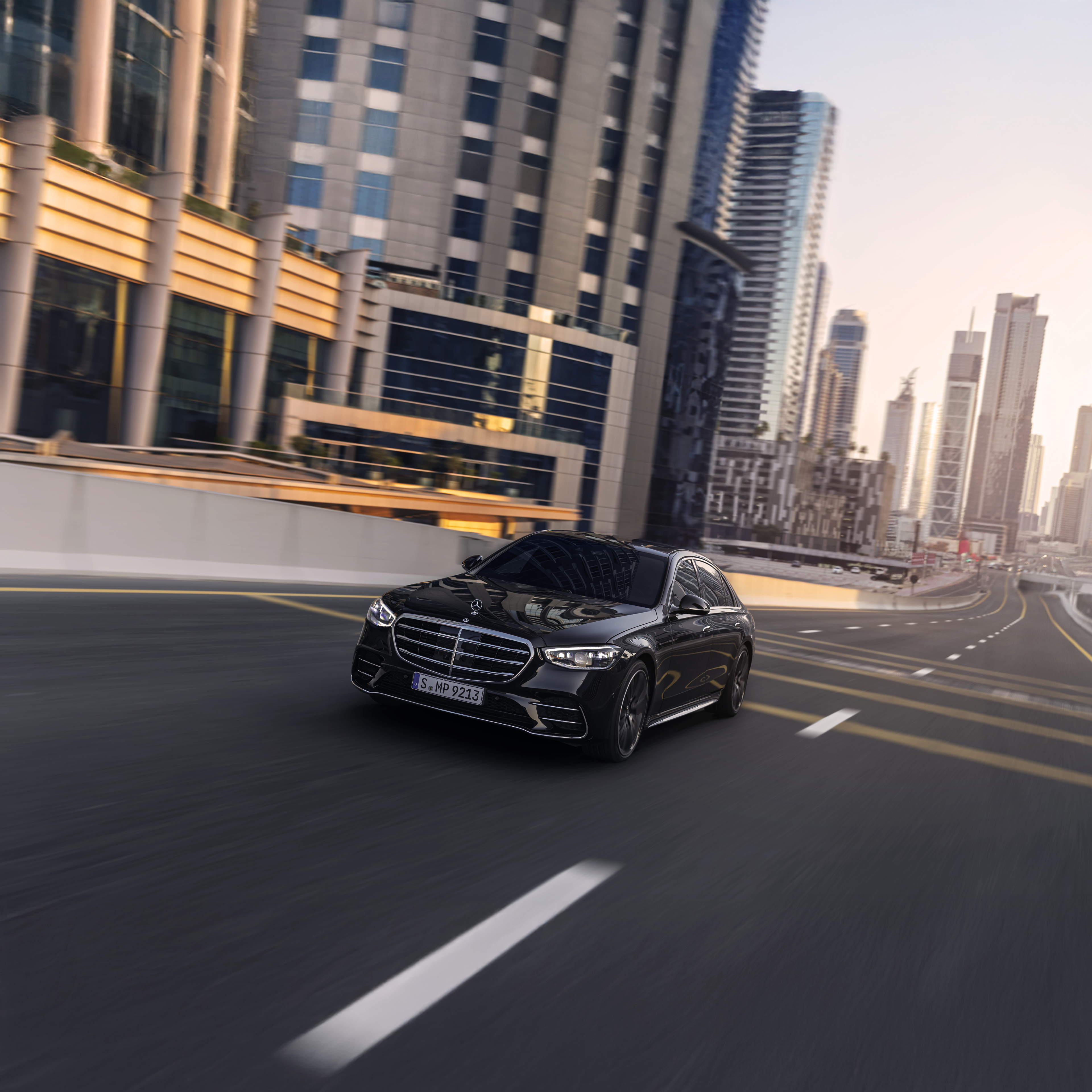 Own a masterpiece | S-Class | Mercedes-Benz Own a masterpiece | S-Class | Mercedes-Benz