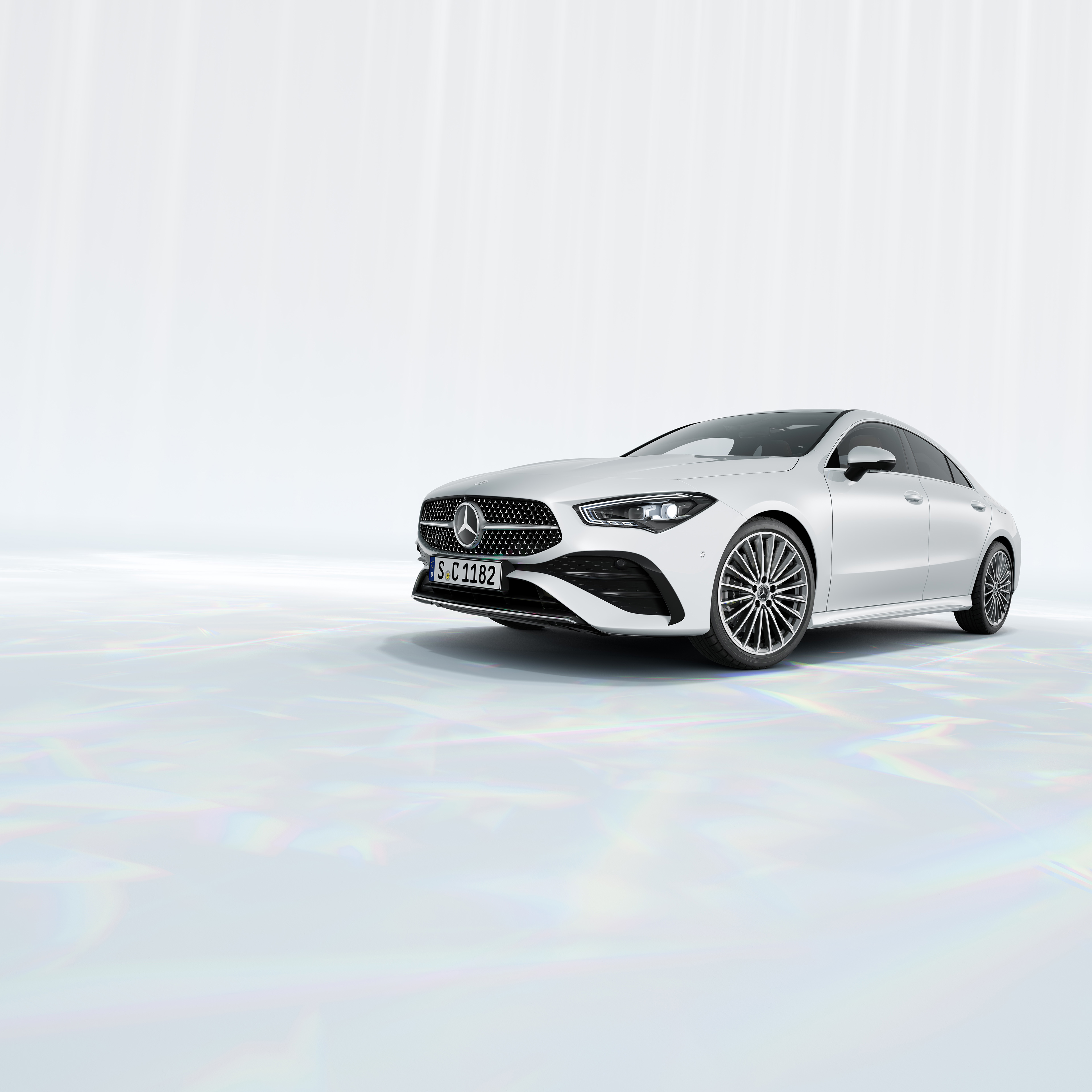 쿠페 | Mercedes-Benz 새로운 Mercedes-Benz CLA 쿠페.