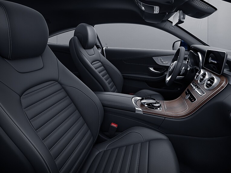 C-Class Coupé AMG Line의 차량 내부