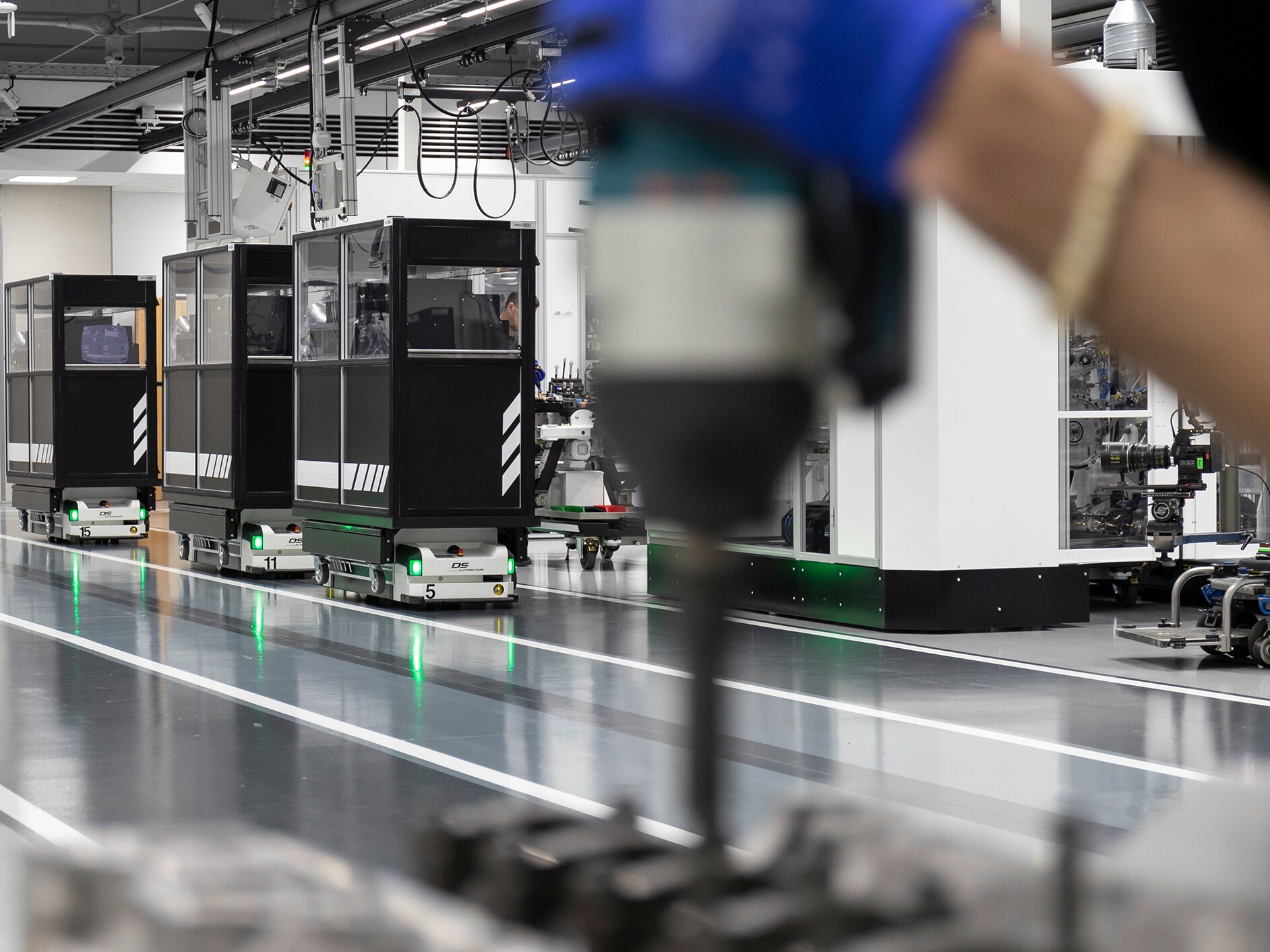 Mercedes-AMG의 생산 공장 모습