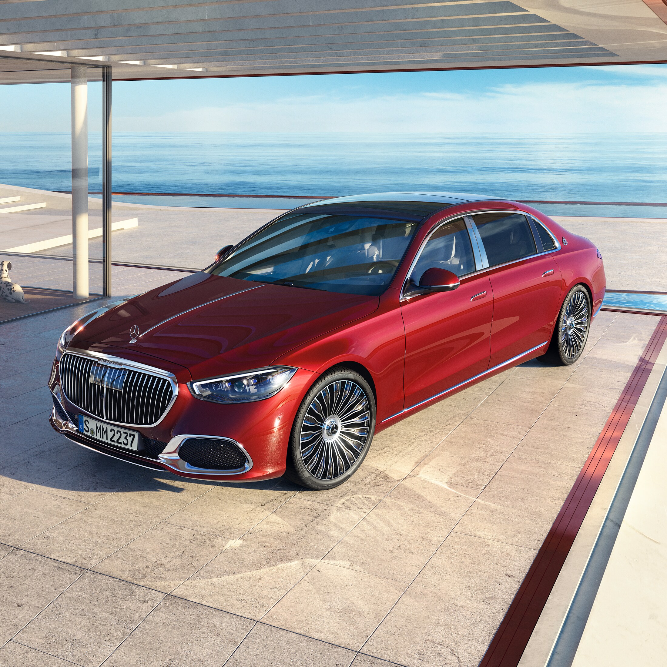 Hood with the central chrome trim strip in the Mercedes-Maybach S-Class