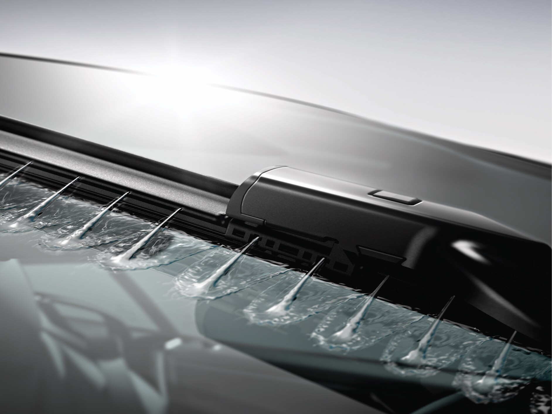 워셔액이 윈드실드로 분사됩니다.