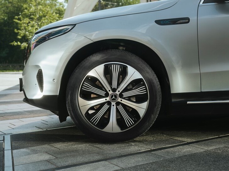 지금 타이어 교체 예약하기 | 메르세데스-벤츠