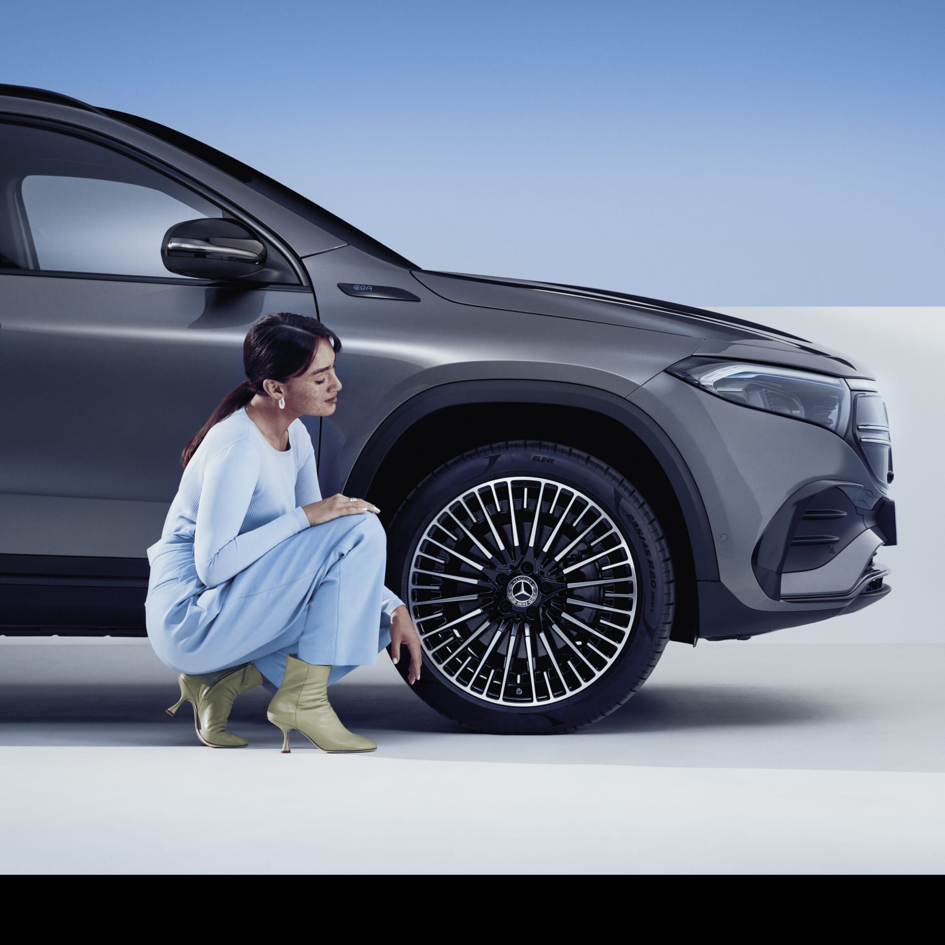 메르세데스-벤츠 타이어 1+1 프로모션