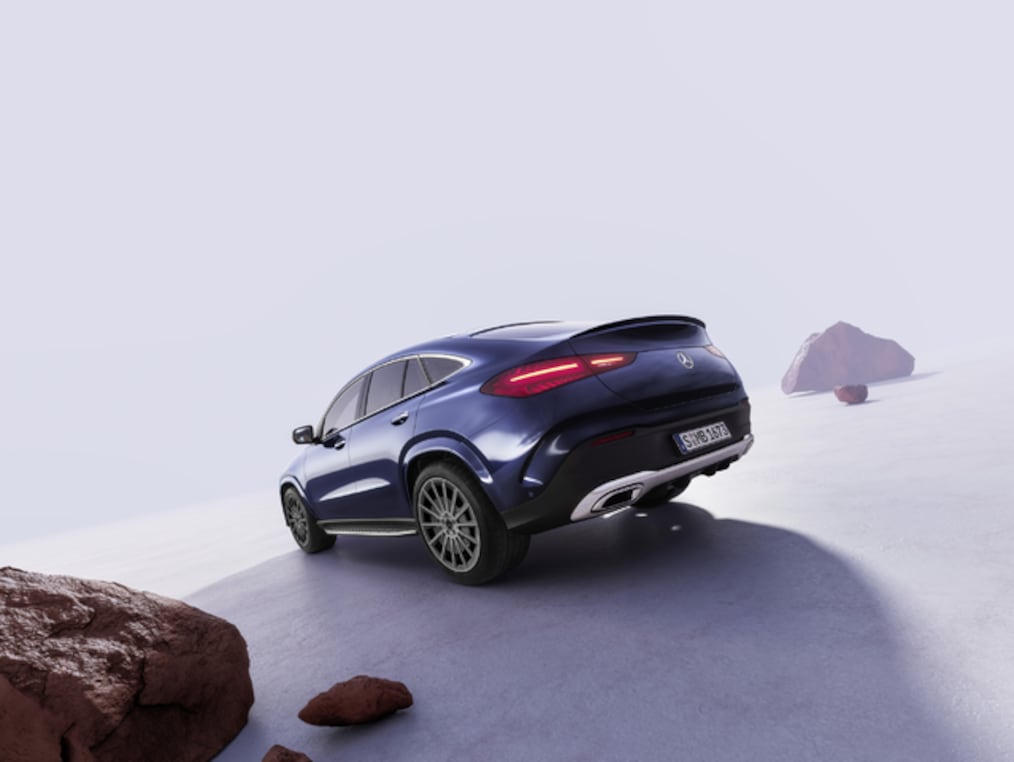 메르세데스-벤츠의 EQ 하이브리드 기술이 적용된 GLE 350 de 4MATIC.