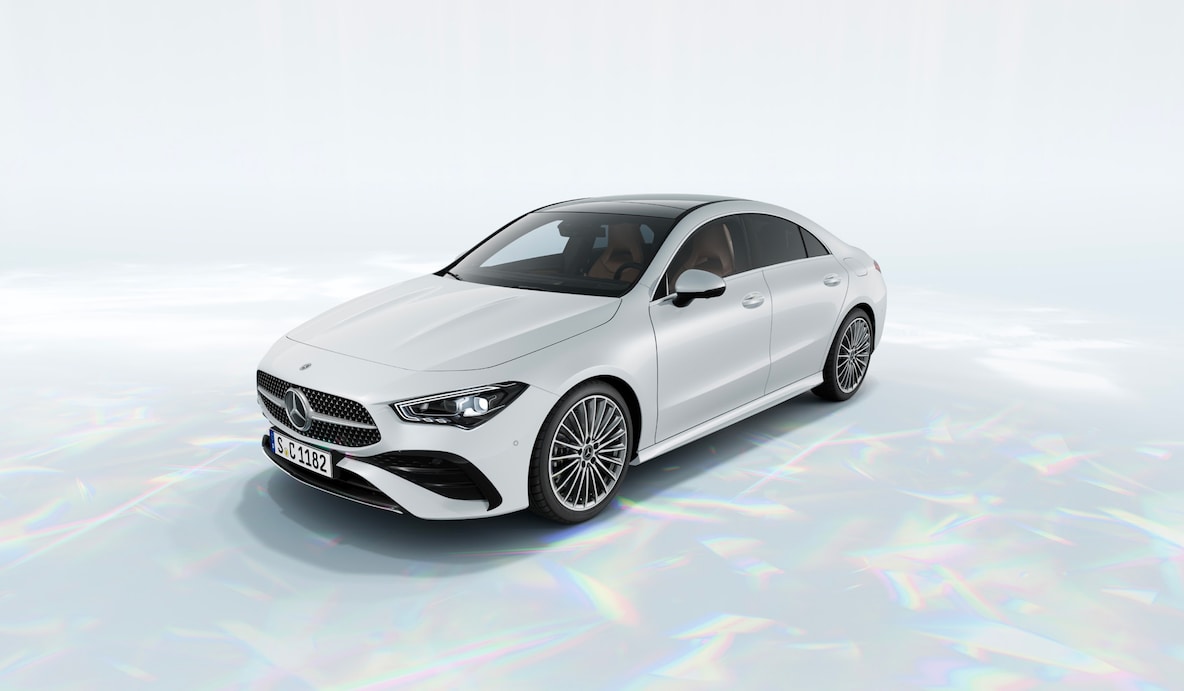 Mercedes-Benz CLA Coupé의 전방 측면 모습