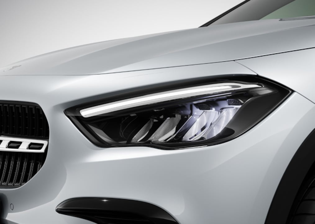 Mercedes-Benz GLA에 탑재된 디지털 서비스: MBUX 증강 현실 내비게이션의 작동 방식.