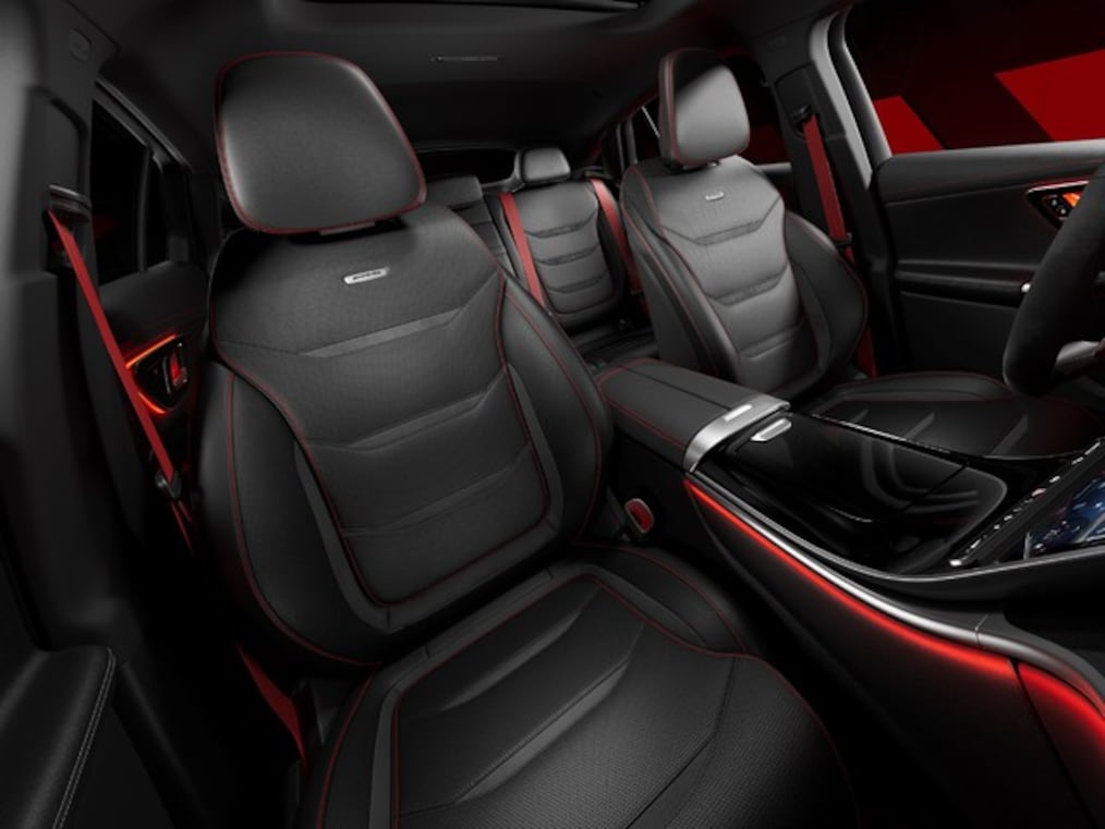 Mercedes-AMG GLC 63 S E PERFORMANCE Coupé의 파워 트레인.