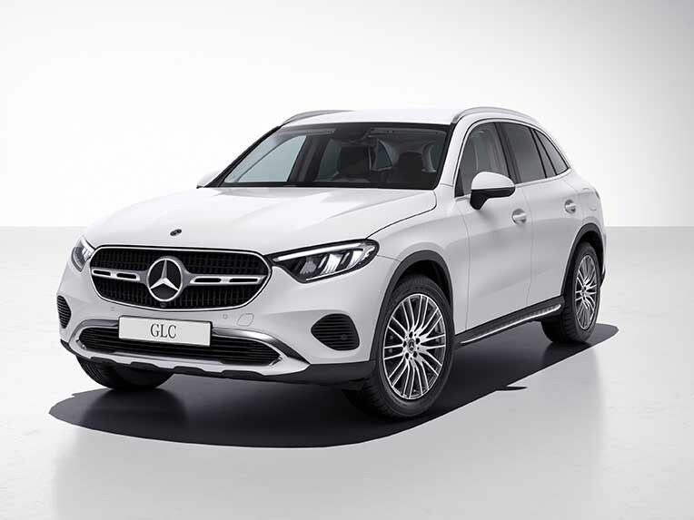 AVANTGARDE 사양이 적용된 뉴 Mercedes GLC의 측면에서 바라본 전방 모습
