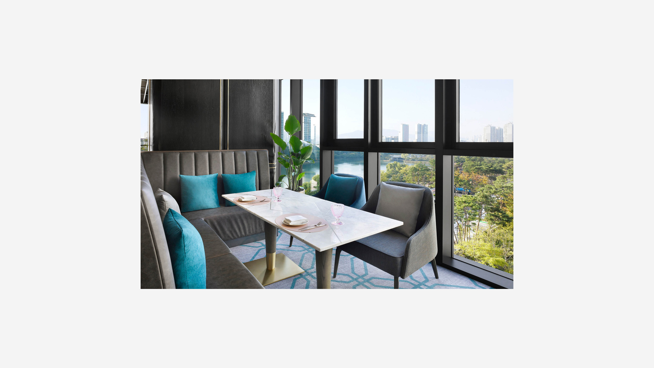 소피텔 앰배서더 서울 호텔 ‘레스파스’ 라운지 특별 할인 소피텔 앰배서더 서울 호텔 ‘레스파스’ 라운지 특별 할인