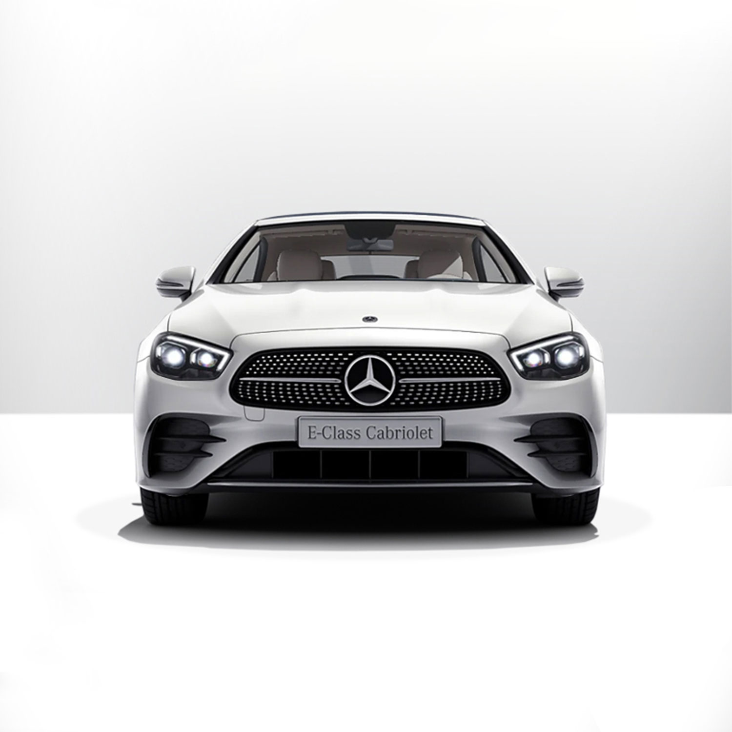 Mercedes-Benz E 450 4MATIC 카브리올레 4월 온라인 스페셜 모델